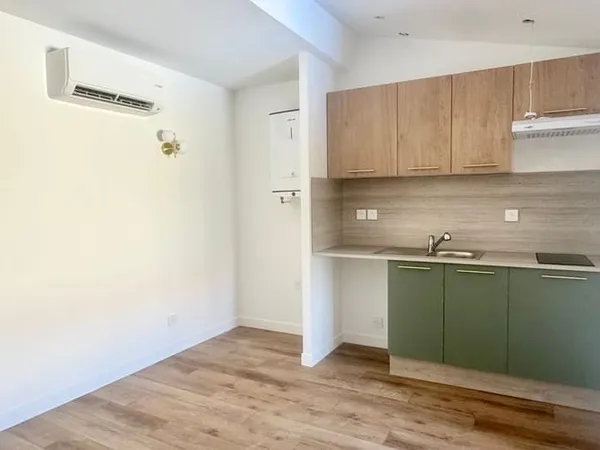 Studio 1 pièce 23 m²