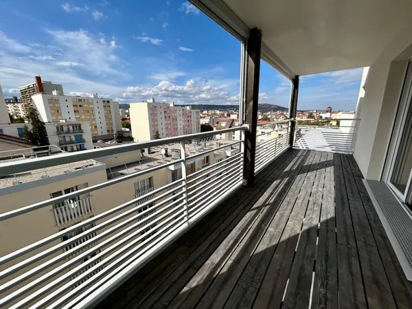 Résidence neuve, superbe T2 avec terrasse et vue et parking