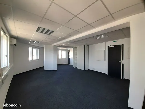 Bureaux 130 m² NICE