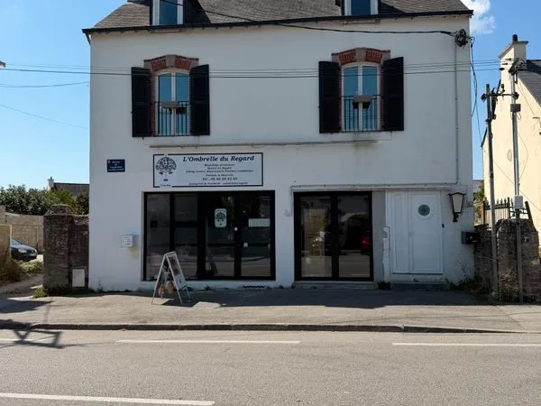 Local commercial 70 m2 Avenue du 4 Aout