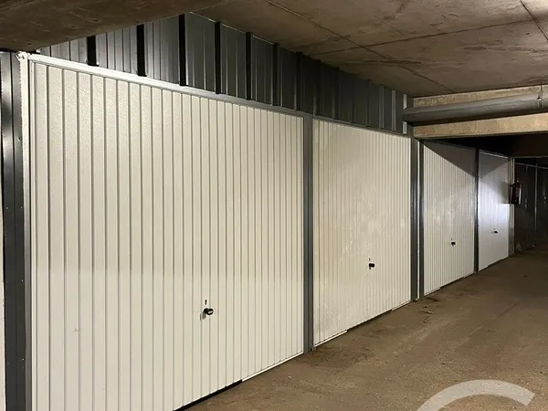 Parking 15 m²