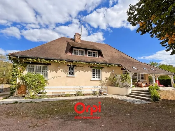 Maison 7 pièces 210 m²