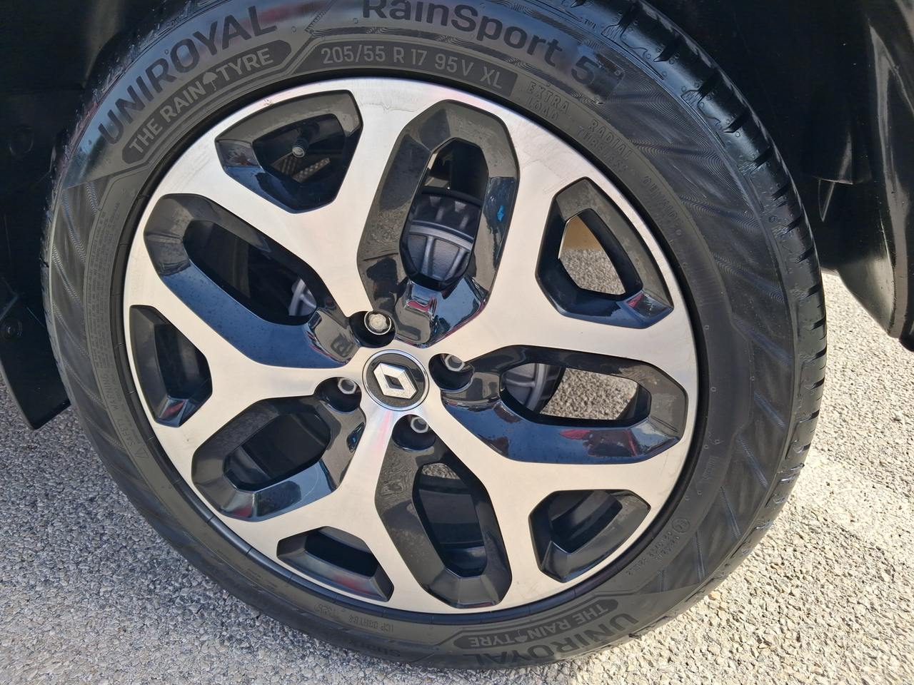 Renault Captur TCe 120 Energy — photo 77