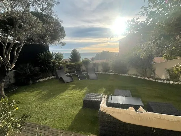 Villa vue mer exceptionnelle 200m de la mer