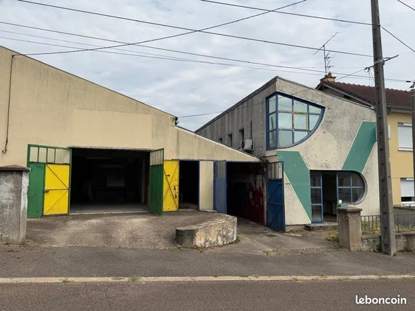 Local Hangar Loft Atelier