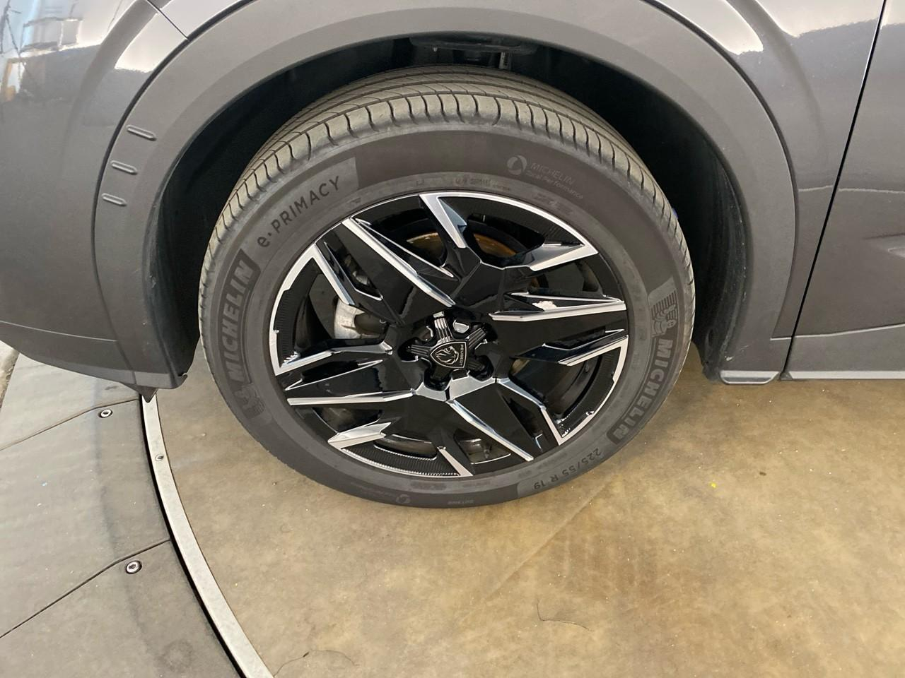 Peugeot 3008 hybrid 145 e-dcs6 gt — photo 11