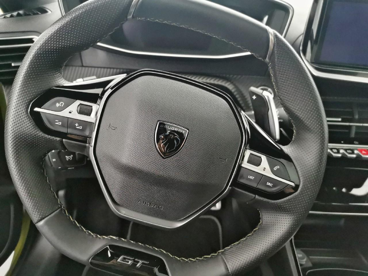Peugeot 208 hybrid 136 e-dcs6 gt — photo 29