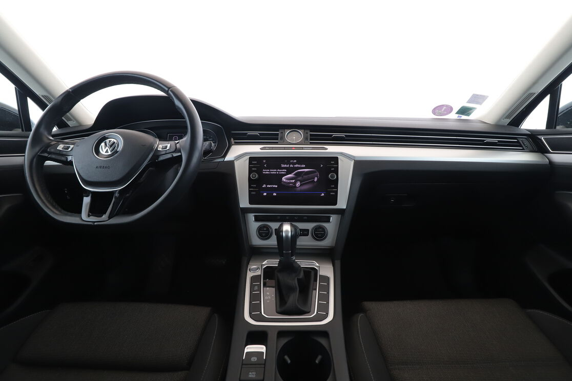 Volkswagen Passat SW 1.5 TSI EVO BlueMotion Tech Connect DSG7 — photo 11