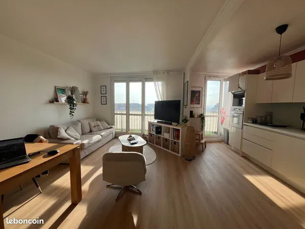 Appartement T2 60m2 Créteil Église