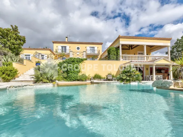 Propriété 14 pièces 439 m²
