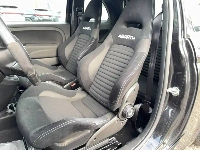 Abarth 500 695 1.4 turbo 16v t-jet 180 ch bvm5 — photo 39