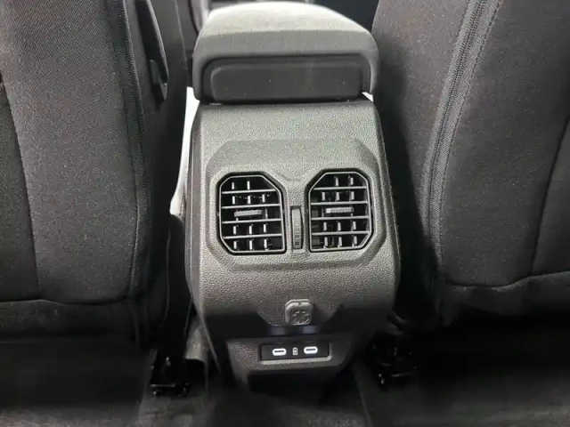Dacia Bigster mild hybrid 130 4x4 — photo 103