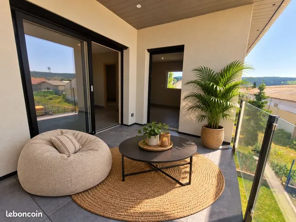 Appartement F2 NEUF Terrasse