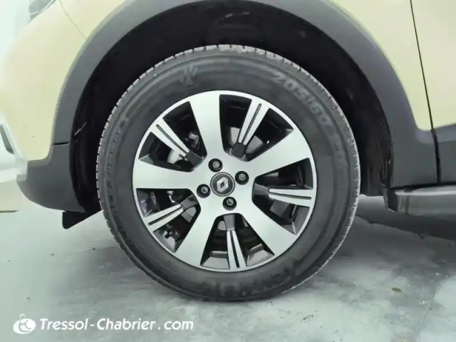 Renault Captur dci 110 energy intens — photo 22