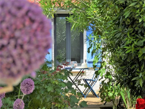 Quartier Boisvinet, maisonnette, jardinet et stationnement