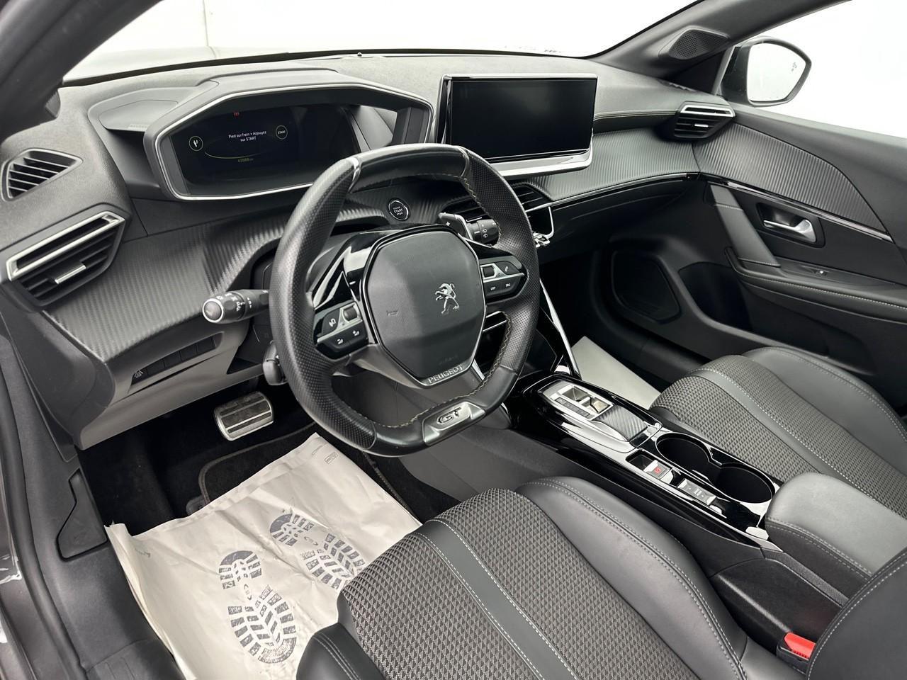 Peugeot 208 puretech 100 s&s eat8 gt — photo 8