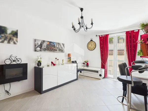 Appartement T3 - Hyper centre de Saint Florent