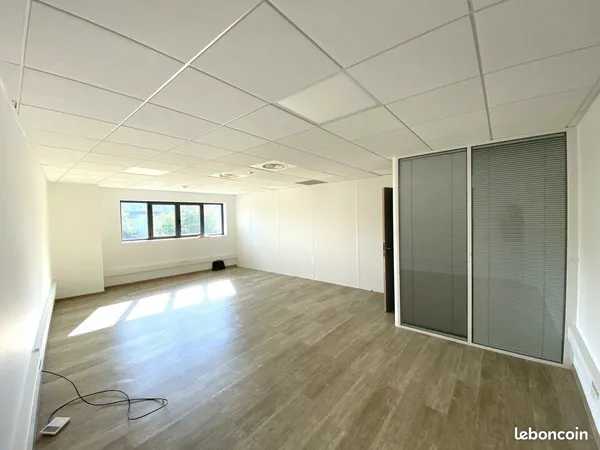Bureaux 30 m² NICE