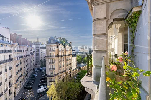 Appartement 6 pièces 160 m²