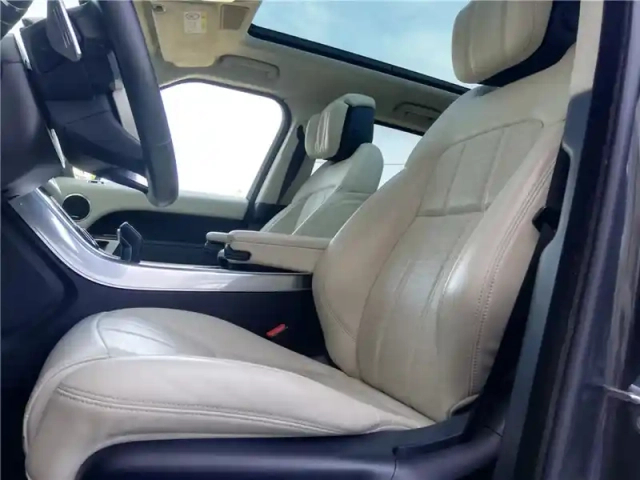 Land Rover Range Rover mark ix p400e phev 2.0l 404ch — photo 9