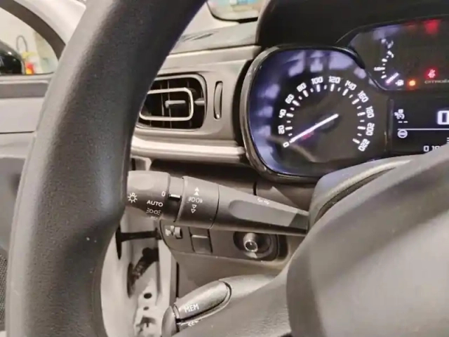 Citroën C3 puretech 83 s&amp;s bvm5 shine — photo 17