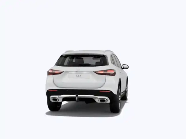 Mercedes Gla pack progressive line — photo 25