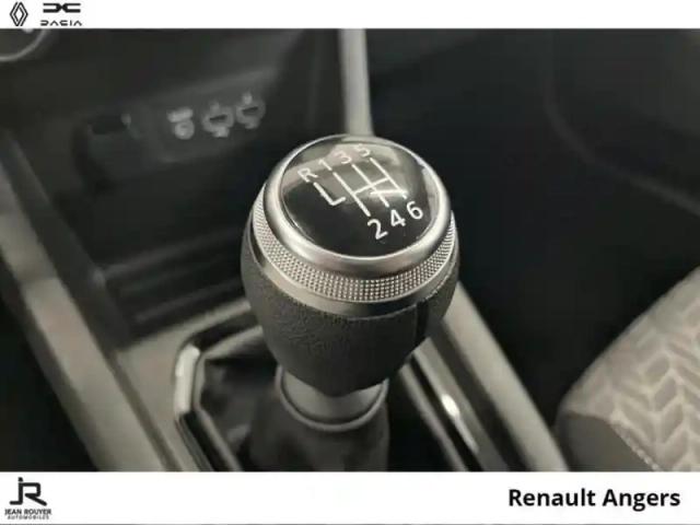Renault Clio 1.5 blue dci 100ch evolution — photo 21