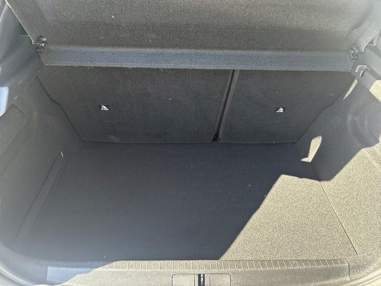 Peugeot 208 1.2 puretech 100ch s&s allure pack eat8 — photo 6