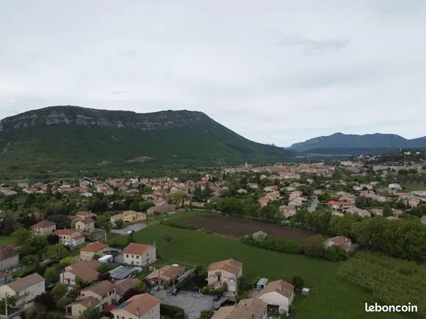 Terrain 402 m² Laragne Monteglin