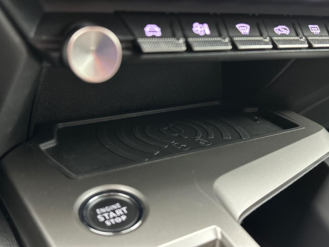 Peugeot 308 hybrid 145 e-dcs6 allure — photo 28
