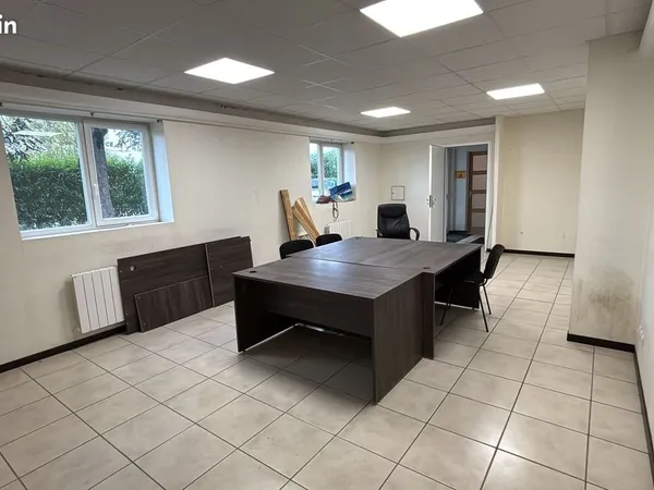 Bureaux - A LOUER CARQUEFOU