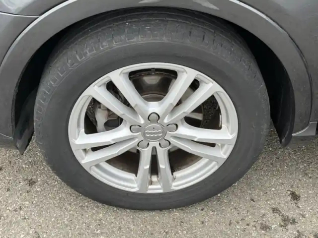 Audi Q3 1.4 tfsi 150 s-line s-tronic6 — photo 9