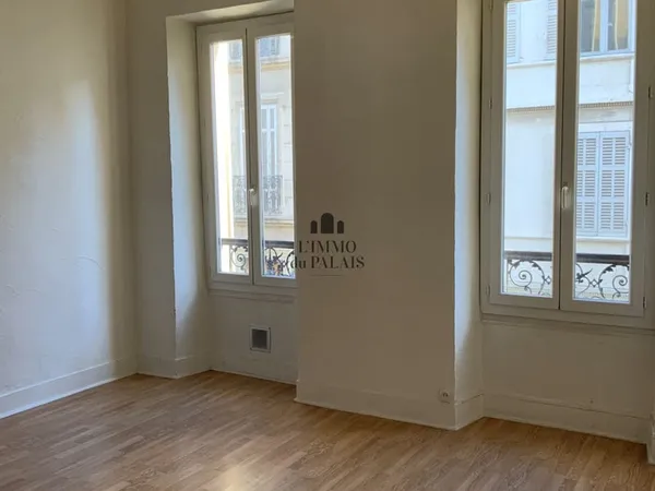 TYPE 1 CASTELLANE / PARADIS 13006 MARSEILLE