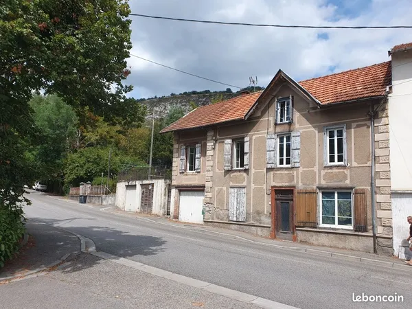 Maison 3 appartements