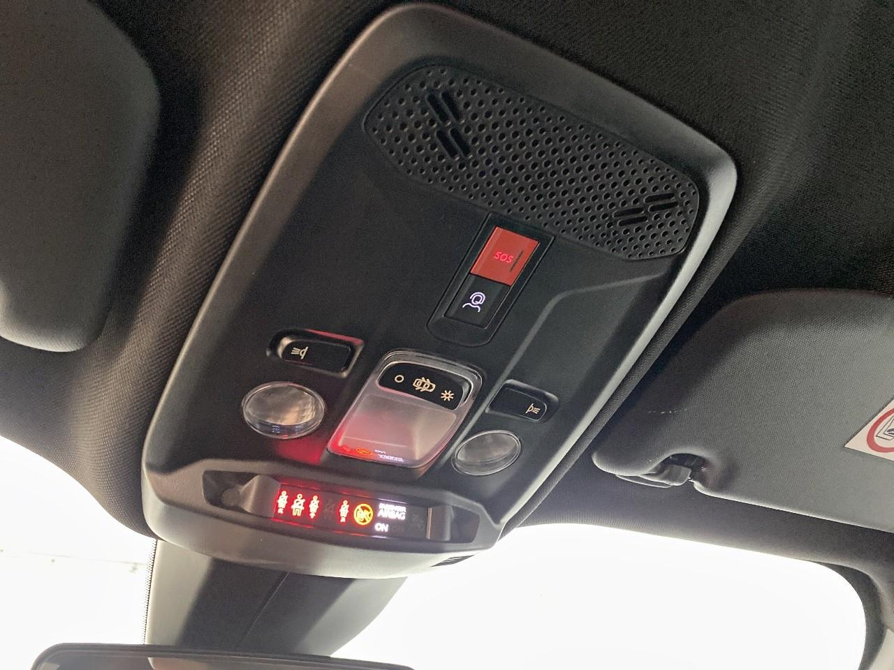 Peugeot 2008 hybrid 136 e-dcs6 style — photo 19
