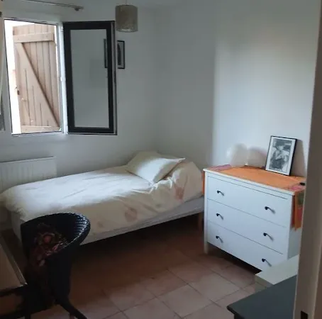 Chambre 1 pièce 17 m²