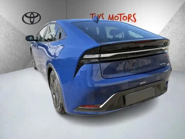 Toyota Prius hybride rechargeable 223ch dynamic ph — photo 36