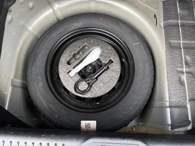 Ford Fiesta 1.0 ecoboost 100ch stop&amp;start titanium 5p — photo 10
