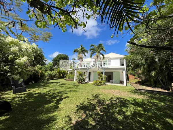 Maison 4 pièces 136 m²