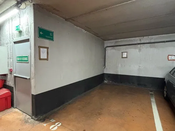 Parking sous terrain