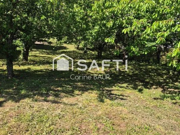 Terrain de 1271 m²