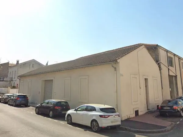 Entrepot 200m²