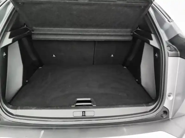 Peugeot 2008 puretech 100 s&amp;s bvm6 allure — photo 8