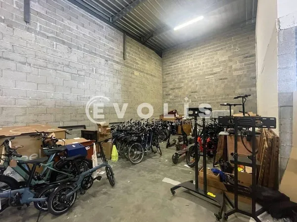 Local d'activité 286 m²