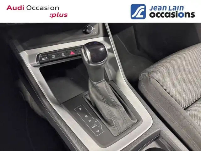 Audi Q3 sportback 35 tfsi 150 ch s tronic 7 — photo 13