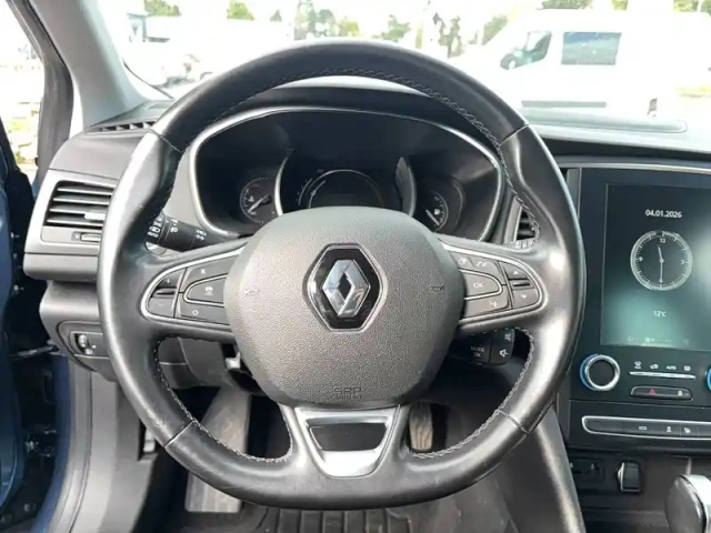 Renault Megane mégane iv estate tce 160 energy edc — photo 40