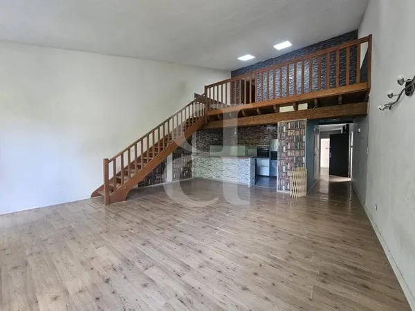 Appartement 3 pièces 141 m²