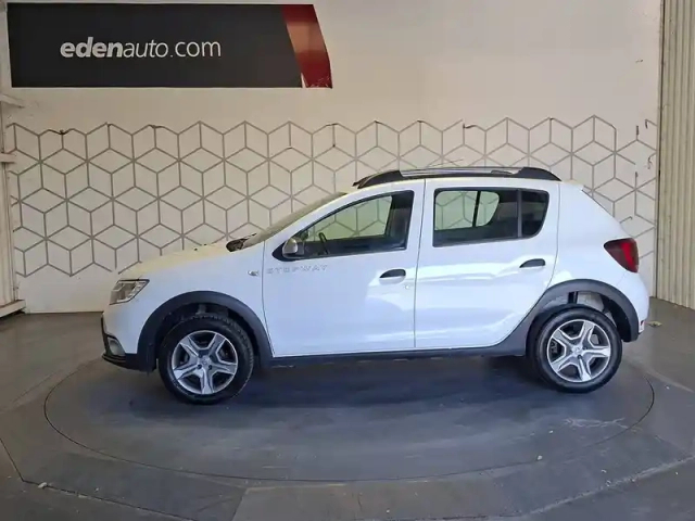 Dacia Sandero blue dci 95