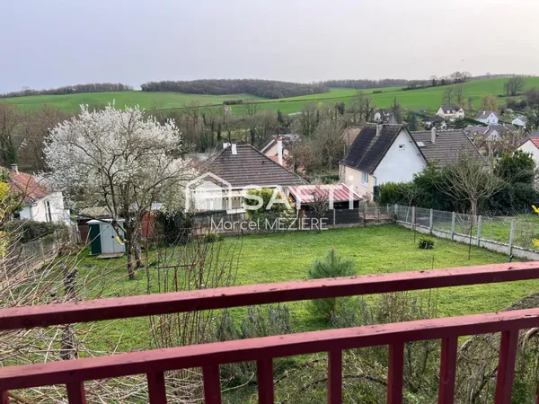Très bien situé! Pas de vis à vis....