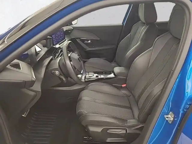 Peugeot 2008 electrique 54 kwh 156 ch — photo 11